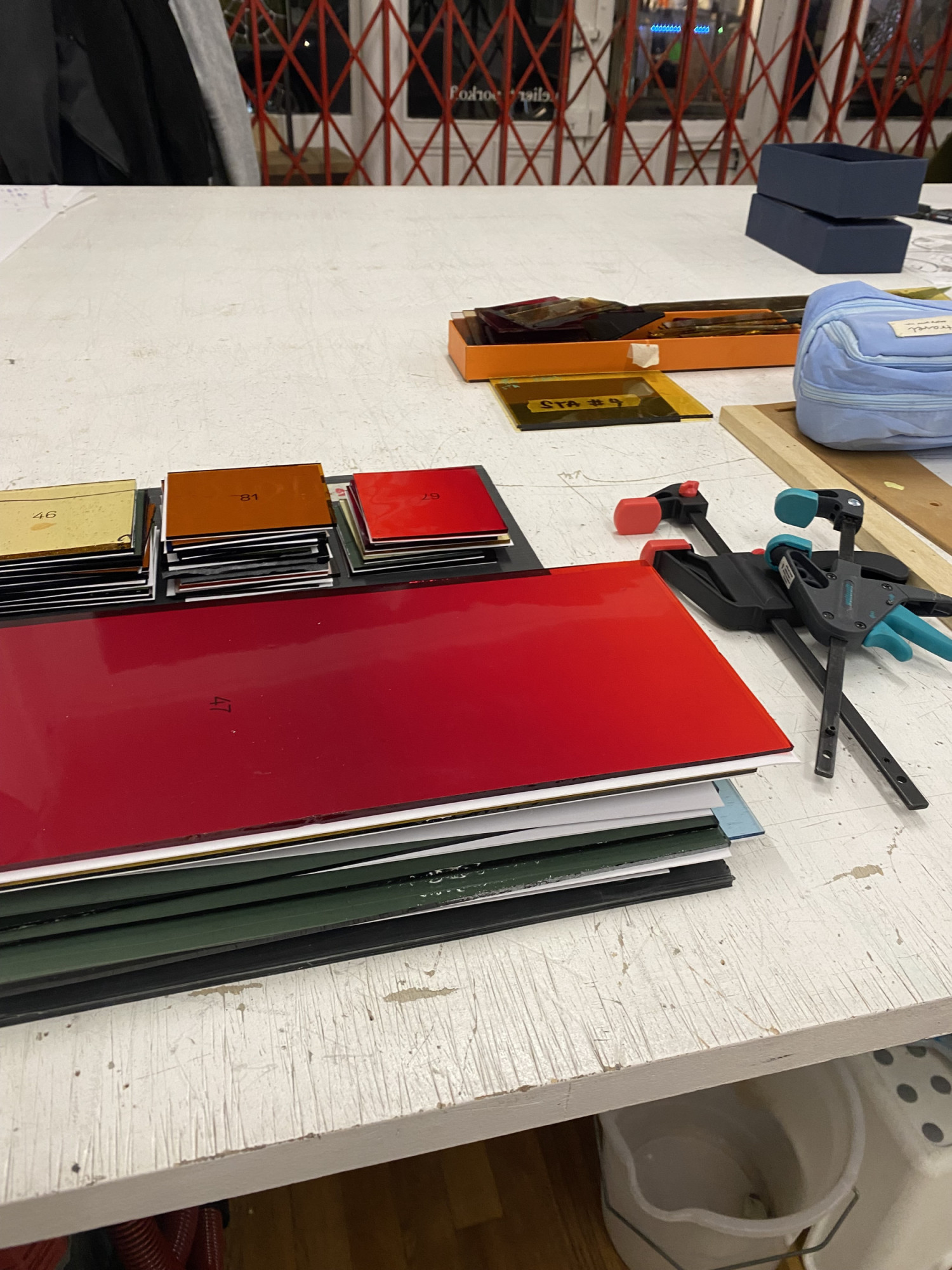 atelier-toporkoff-sophie-taeuber-arp-stained-glass-02.jpg